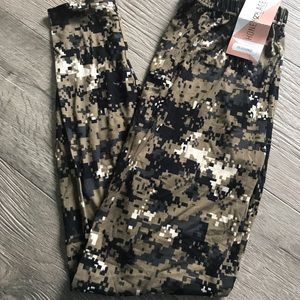 Honey and lace leggings